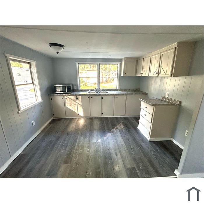 Sterlingwood home photo 3